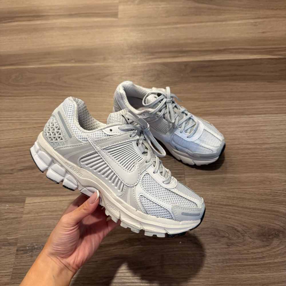 Nike vomero 5 sneakers